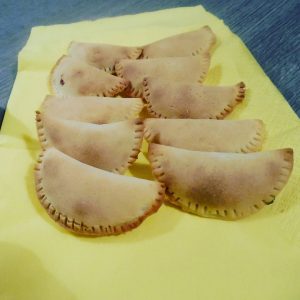 Fagottini veloci ripieni di nutella e marshmallow