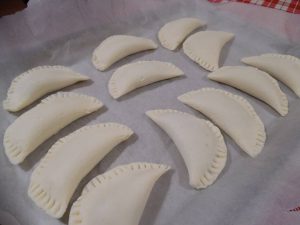 Fagottini veloci ripieni di nutella e marshmallow