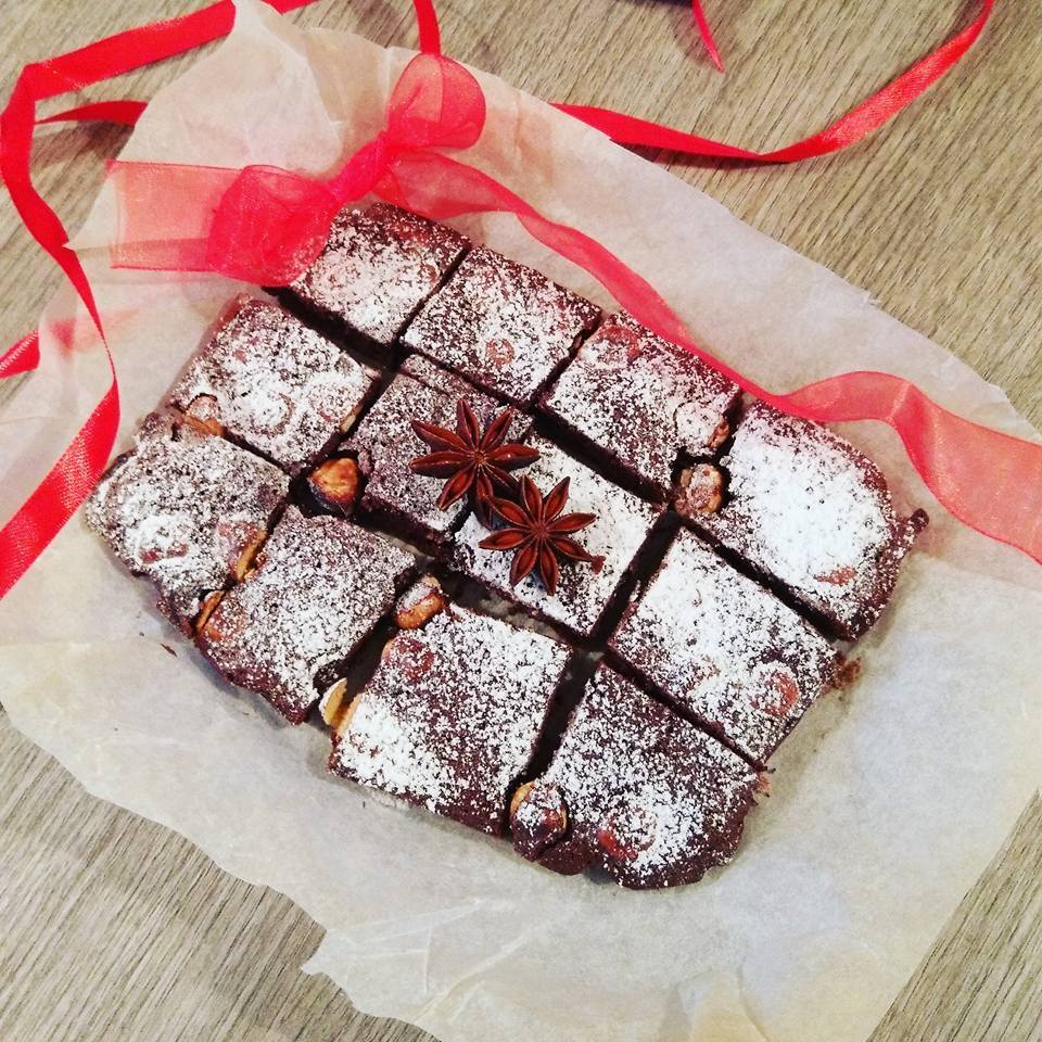 Brownies con nocciole senza glutine