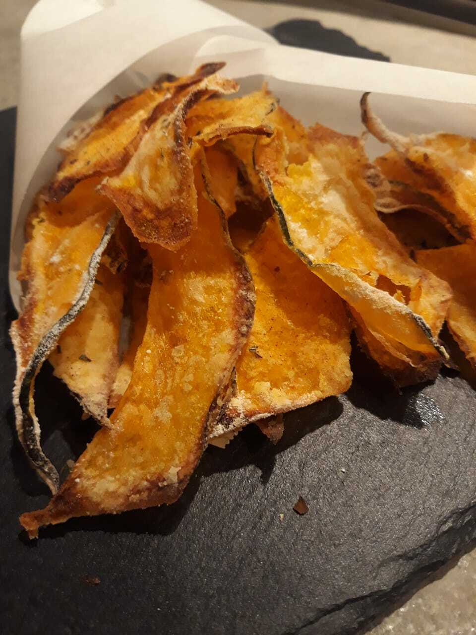 Chips di zucca croccanti senza glutine