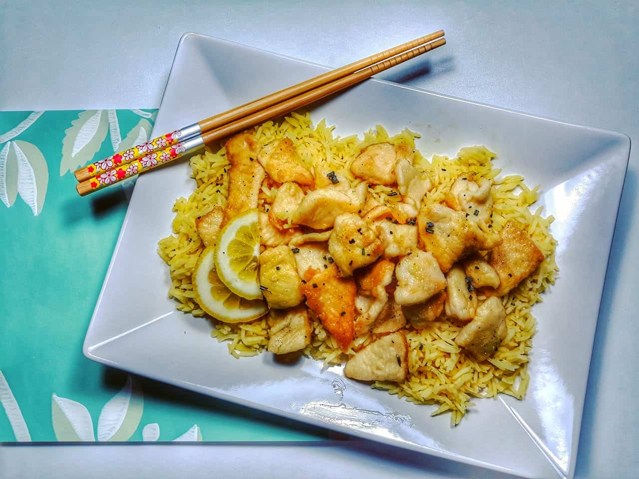 Riso basmati alla curcuma e bocconcini di pollo