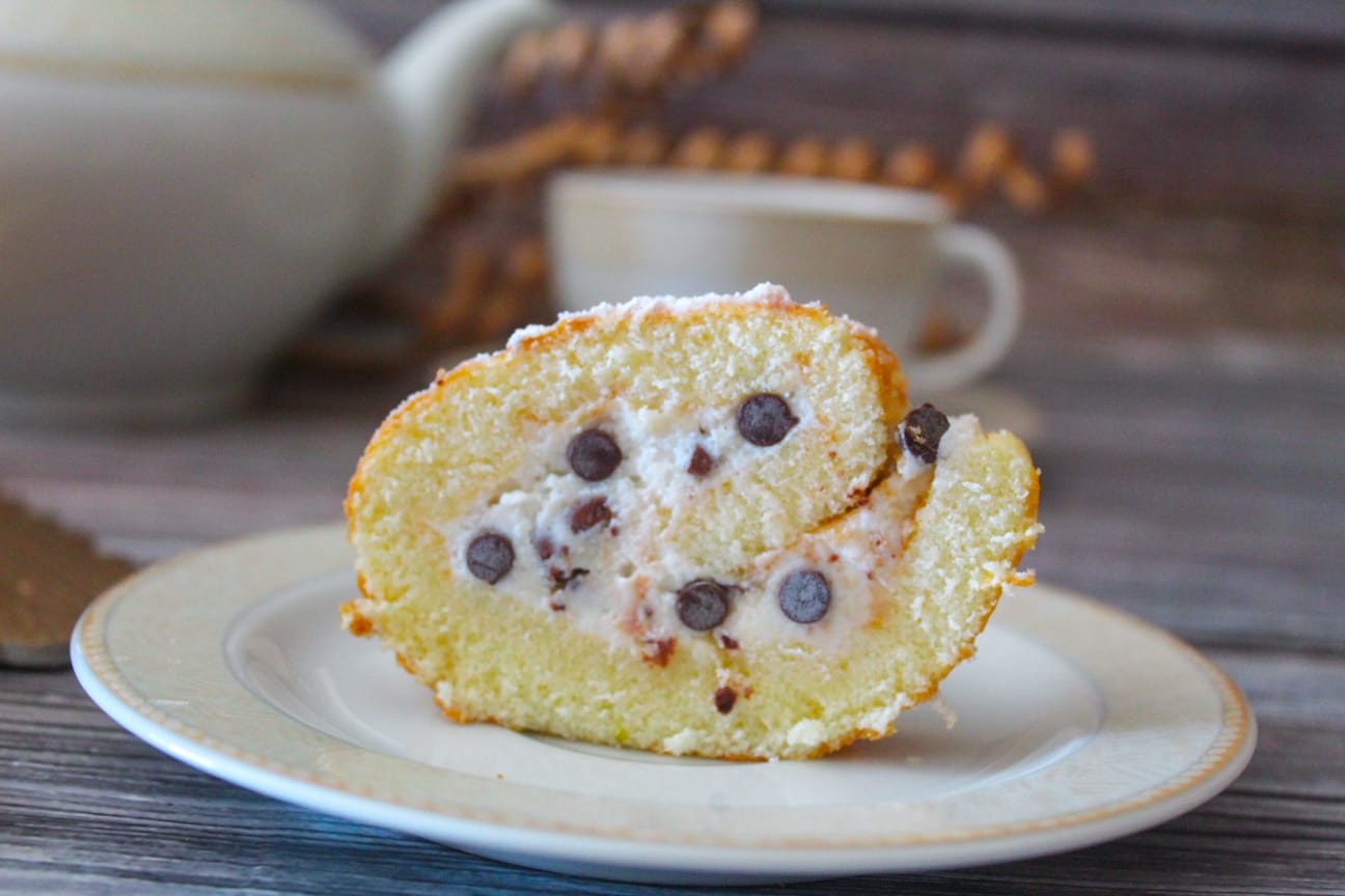 Rotolo ricotta e gocce di cioccolato