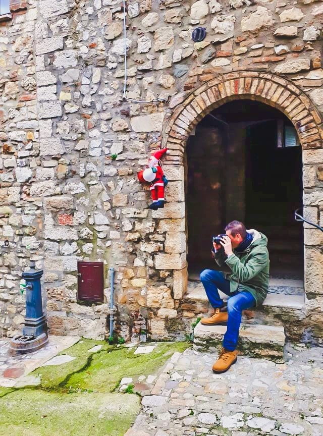 Camerata a pochi km da Todi 4 camerata facciamo una foto min