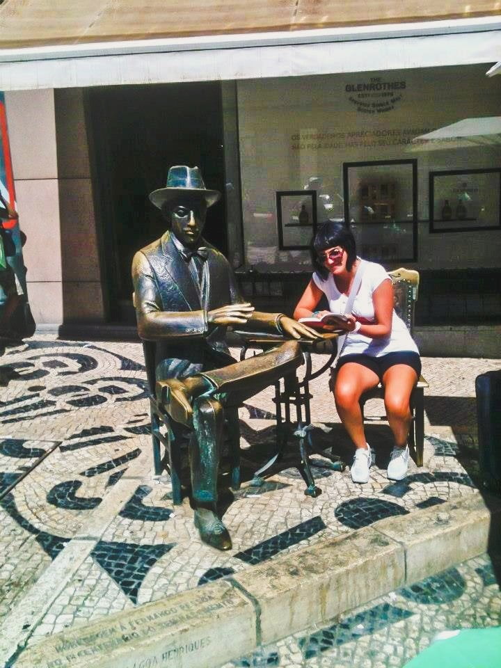 Lisbona viaggio indimenticabile 4 lisboa pessoa min