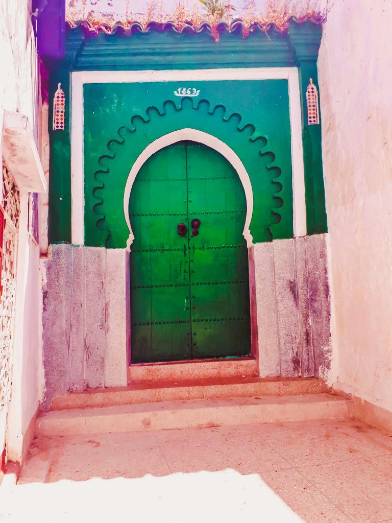 nei vicoli di tangeri scaled min