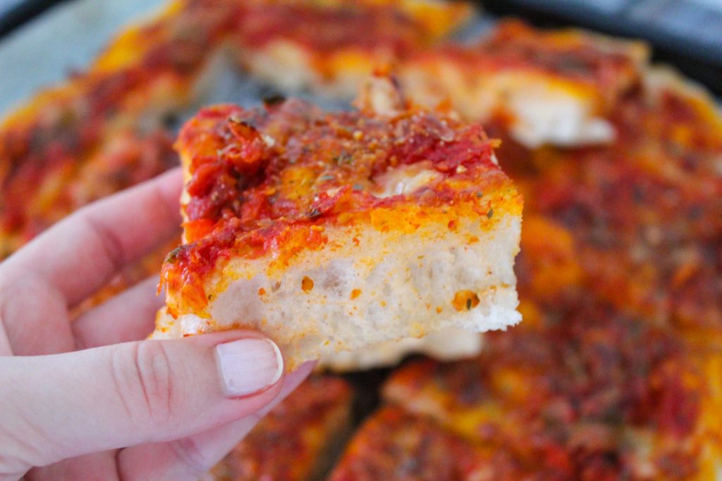 Sfincione palermitano senza glutine 2 Sfincione palermitano senza glutine 4