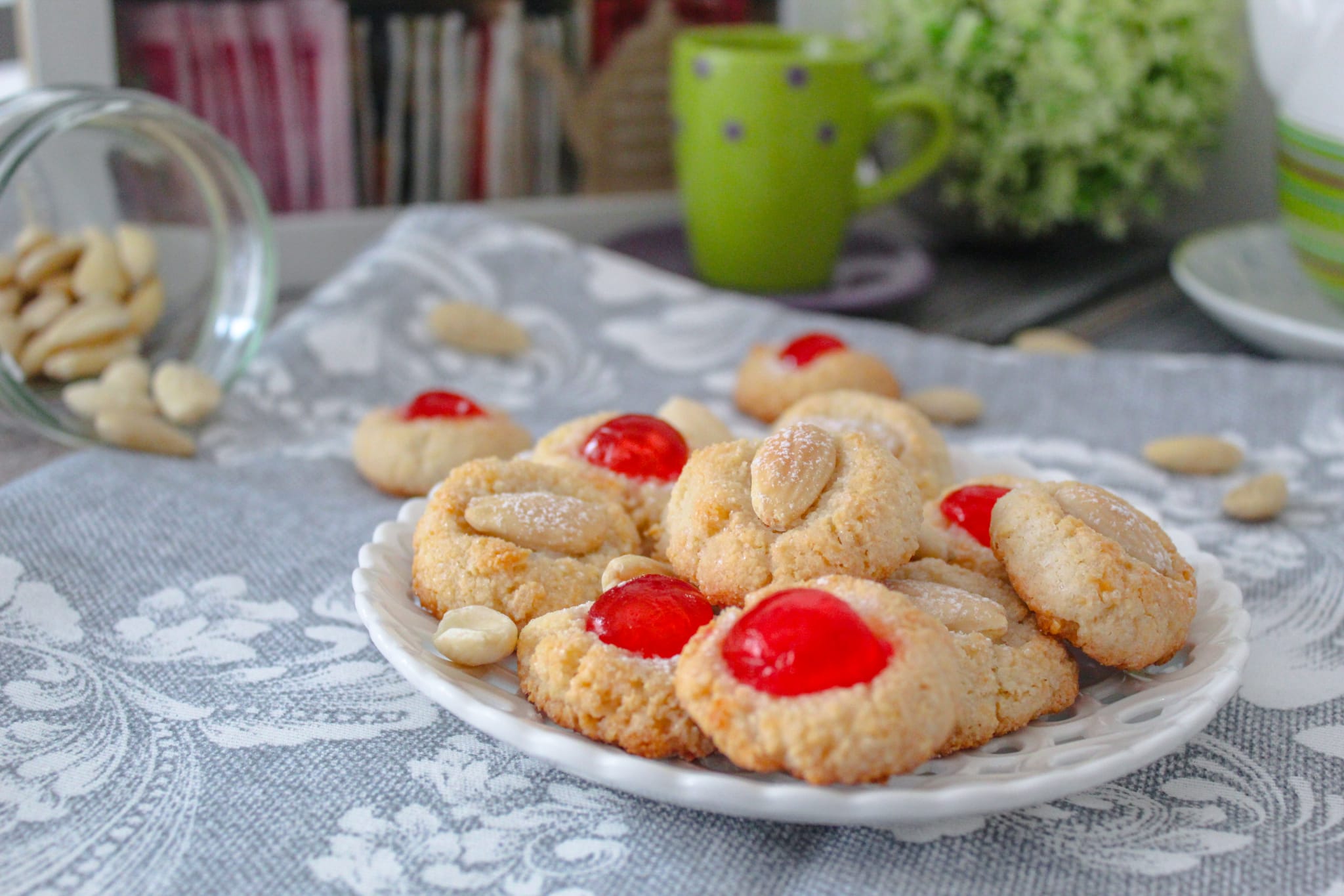 Pasticcini alle mandorle senza glutine 2 Pasticcini alle mandorle senza glutine