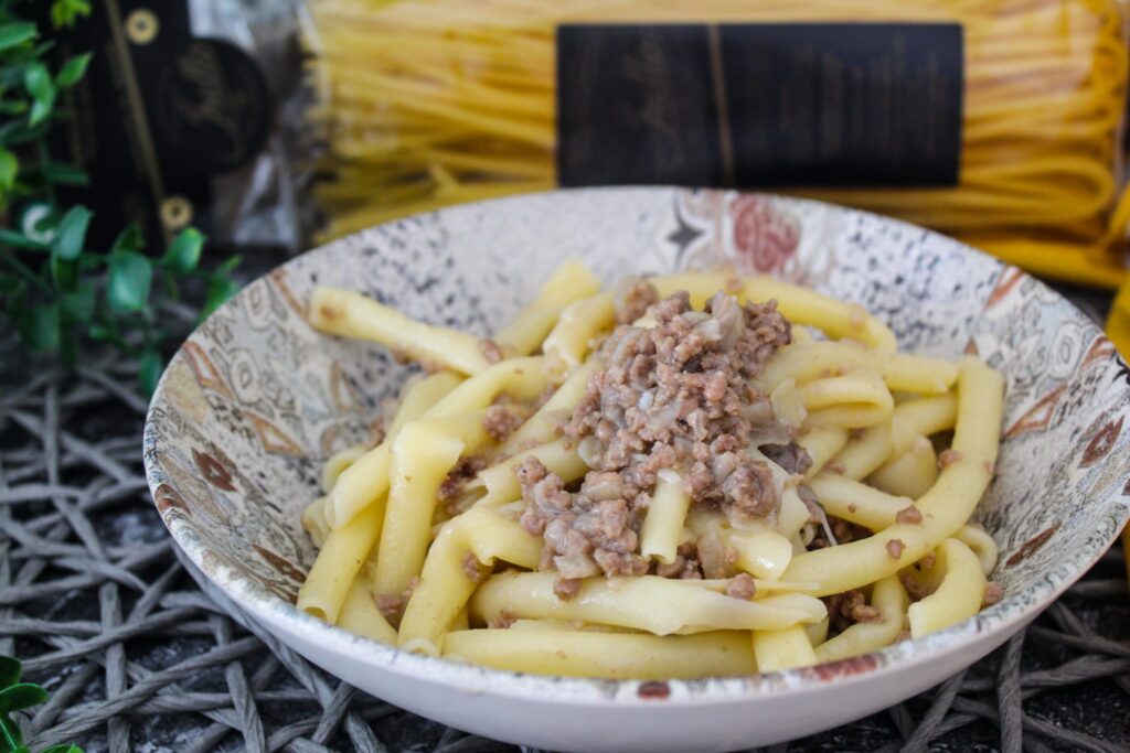 Ziti alla genovese senza glutine 2 Ziti alla genovese senza glutine