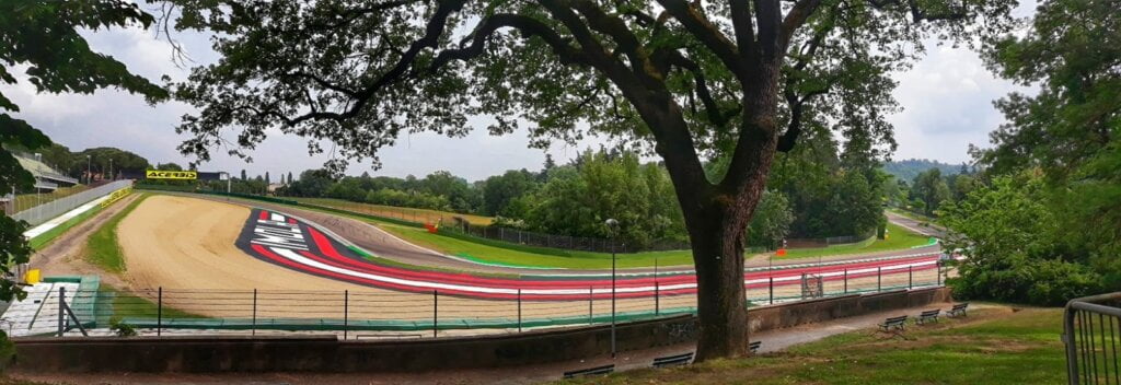 Imola cosa vedere e dove mangiare senza glutine 2 Autodromo Automobilistico Internazionale di Imola. Enzo e Dino Ferrari.